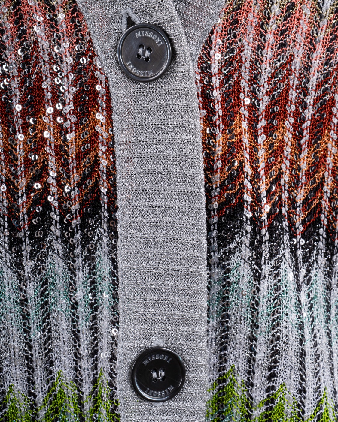shop MISSONI  Cardigan: Missoni cardigan con paillettes.
Abbottonatura frontale.
Vestibilità oversize.
Lavorazione Missoni.
Tasche frontali a toppa.
Composizione: 47% Viscosa, 26% Poliammide, 7% Fibra metalizzata.
Made in Italy.. DS25SM0I BC0051-SM9KP number 7096774
